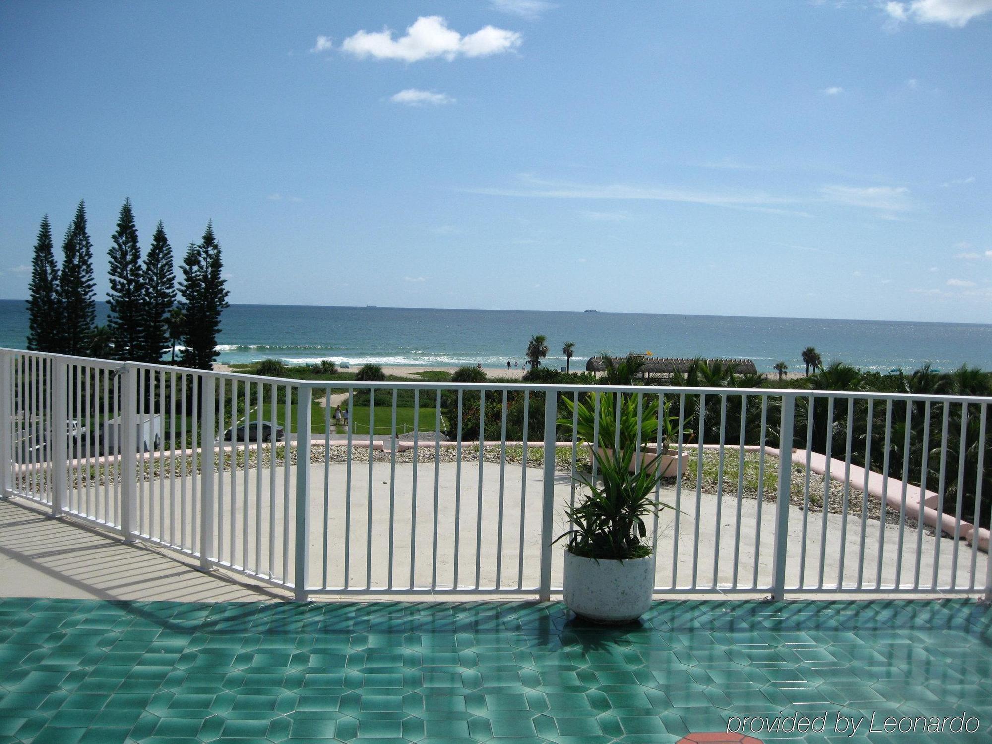 Seaspray Inn Beach Resort Palm Beach Shores Facilities photo