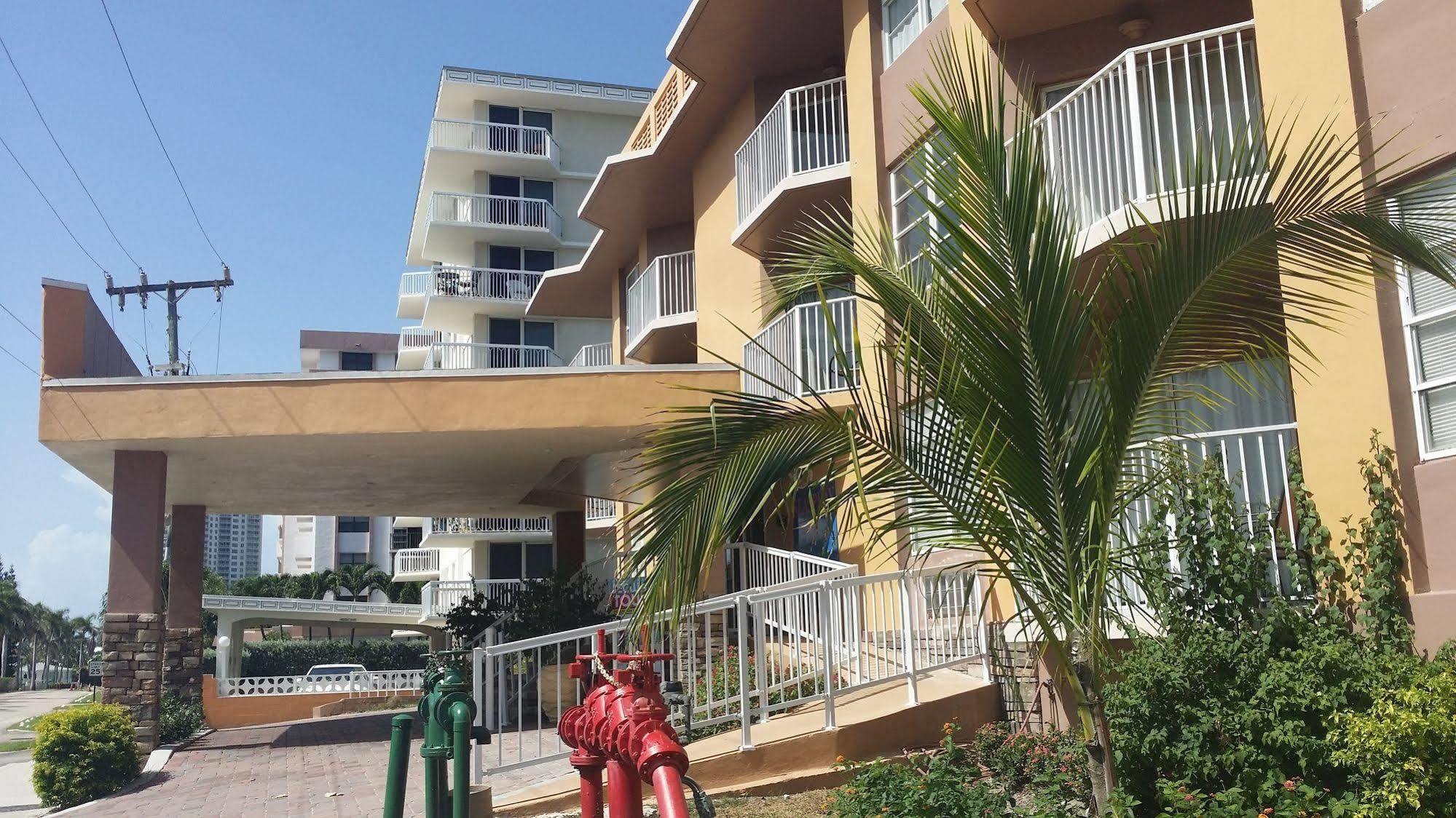 Seaspray Inn Beach Resort Palm Beach Shores Exterior photo