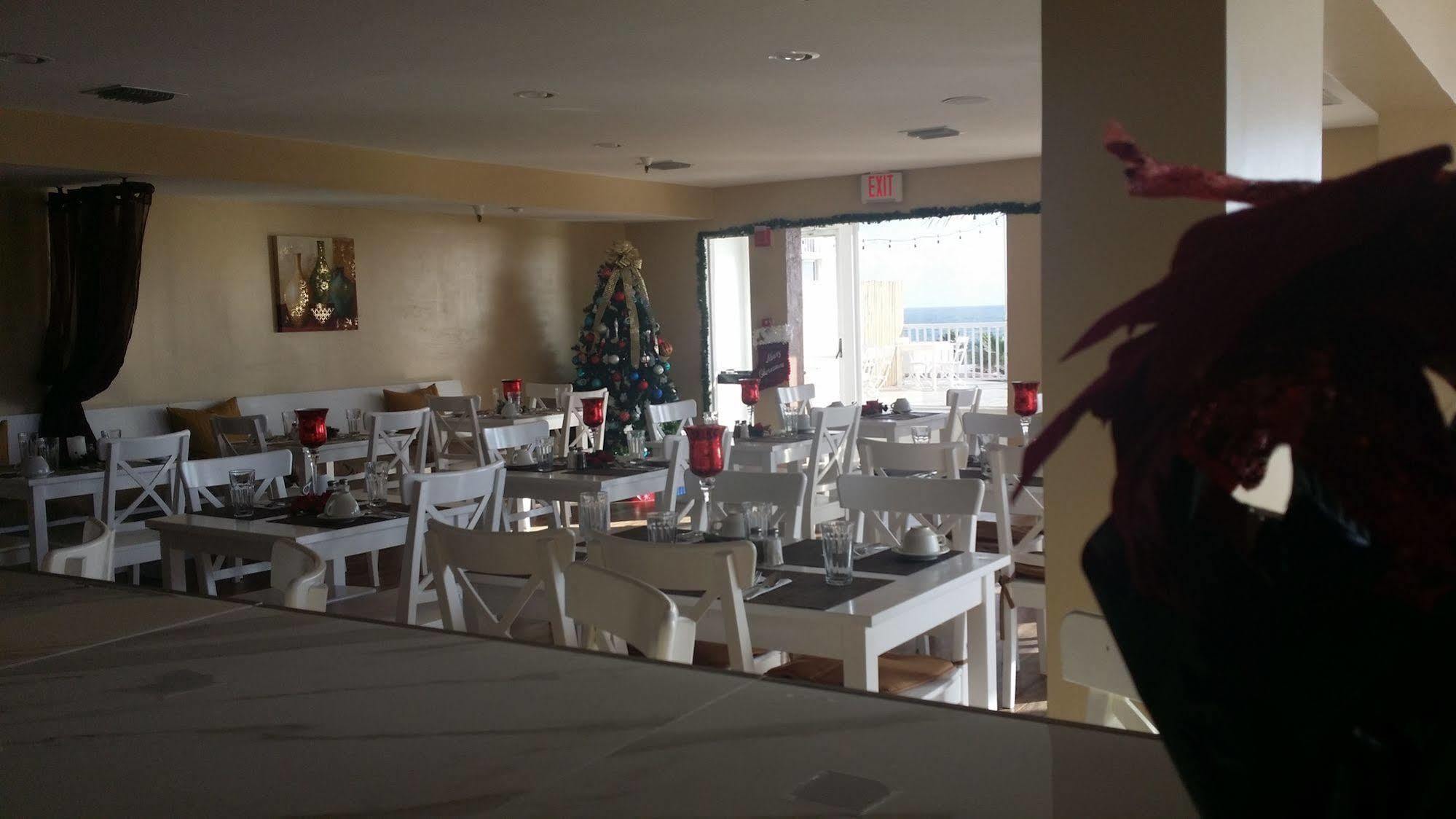 Seaspray Inn Beach Resort Palm Beach Shores Exterior photo